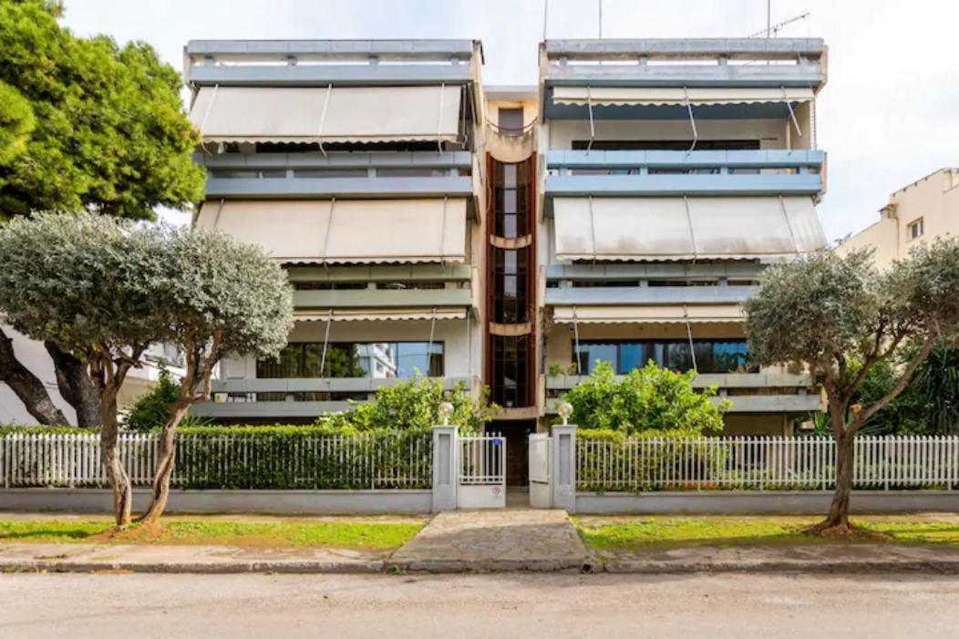 Βright Walled Designed Apt In Glyfada Center Athen Exterior foto