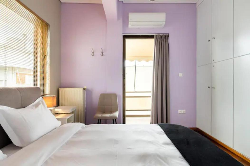 Βright Walled Designed Apt In Glyfada Center Athen Exterior foto